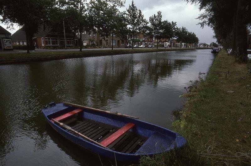 RWT 0219 248-12 Netherlands Canal.jpg